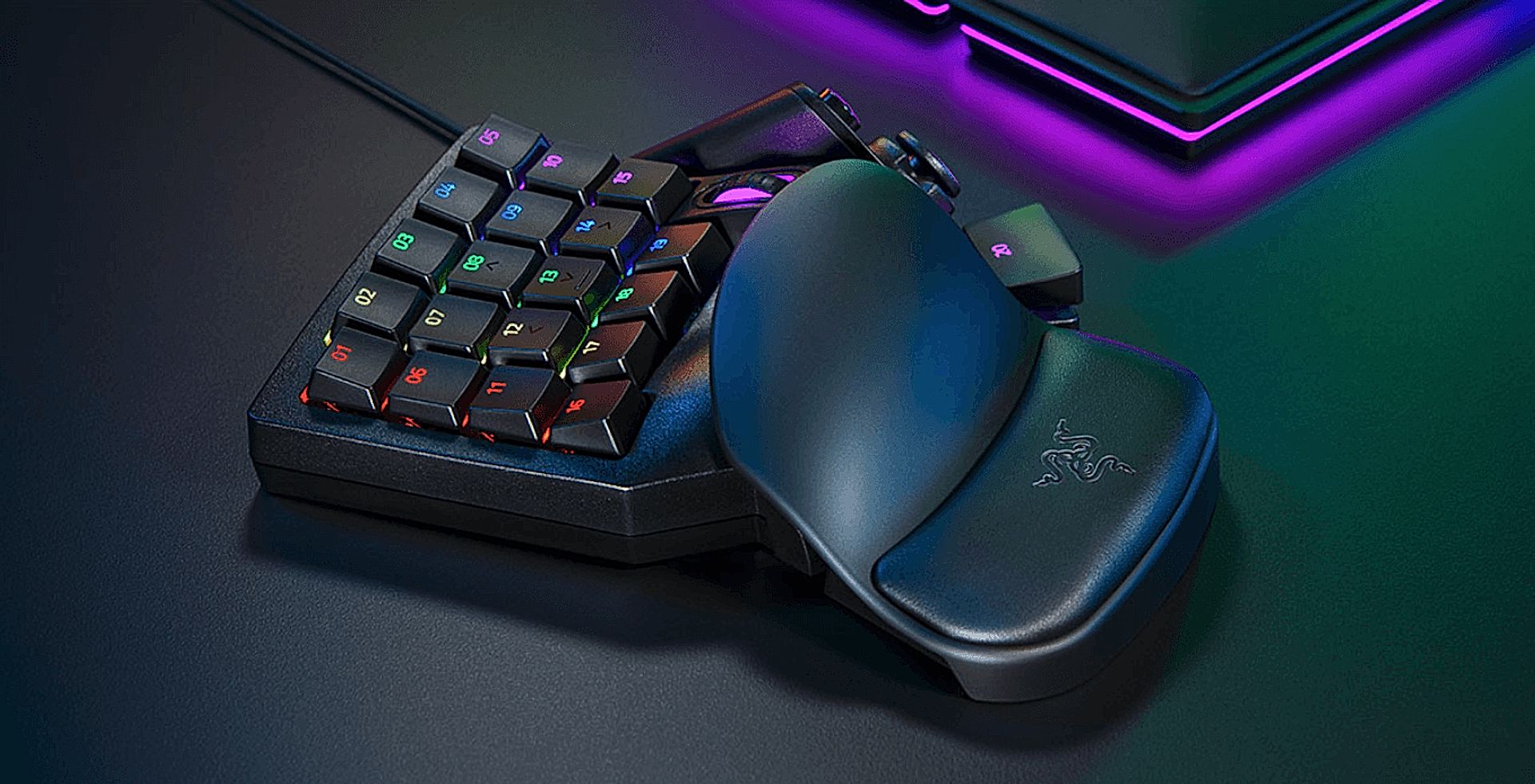 Immagine di copertina per Razer Tartarus Pro: il nuovo keypad con differenti livelli di input e 32 tasti programmabili