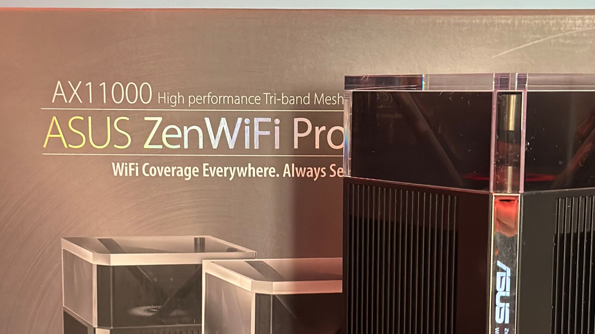 Immagine di copertina per ASUS ZenWiFi Pro XT12, Recensione – il sistema Mesh WiFi per tutti