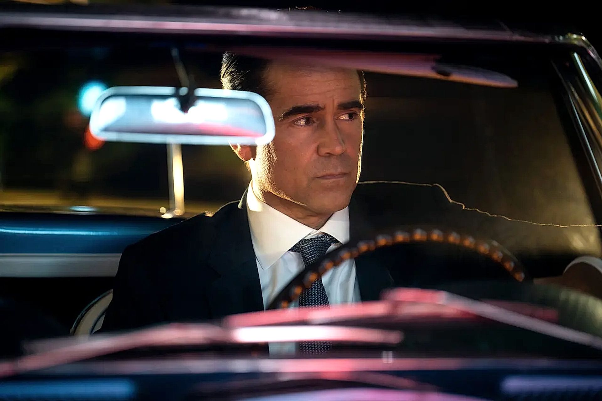 Immagine di copertina per Sugar, Recensione della serie noir di Apple TV+ con Colin Farrell