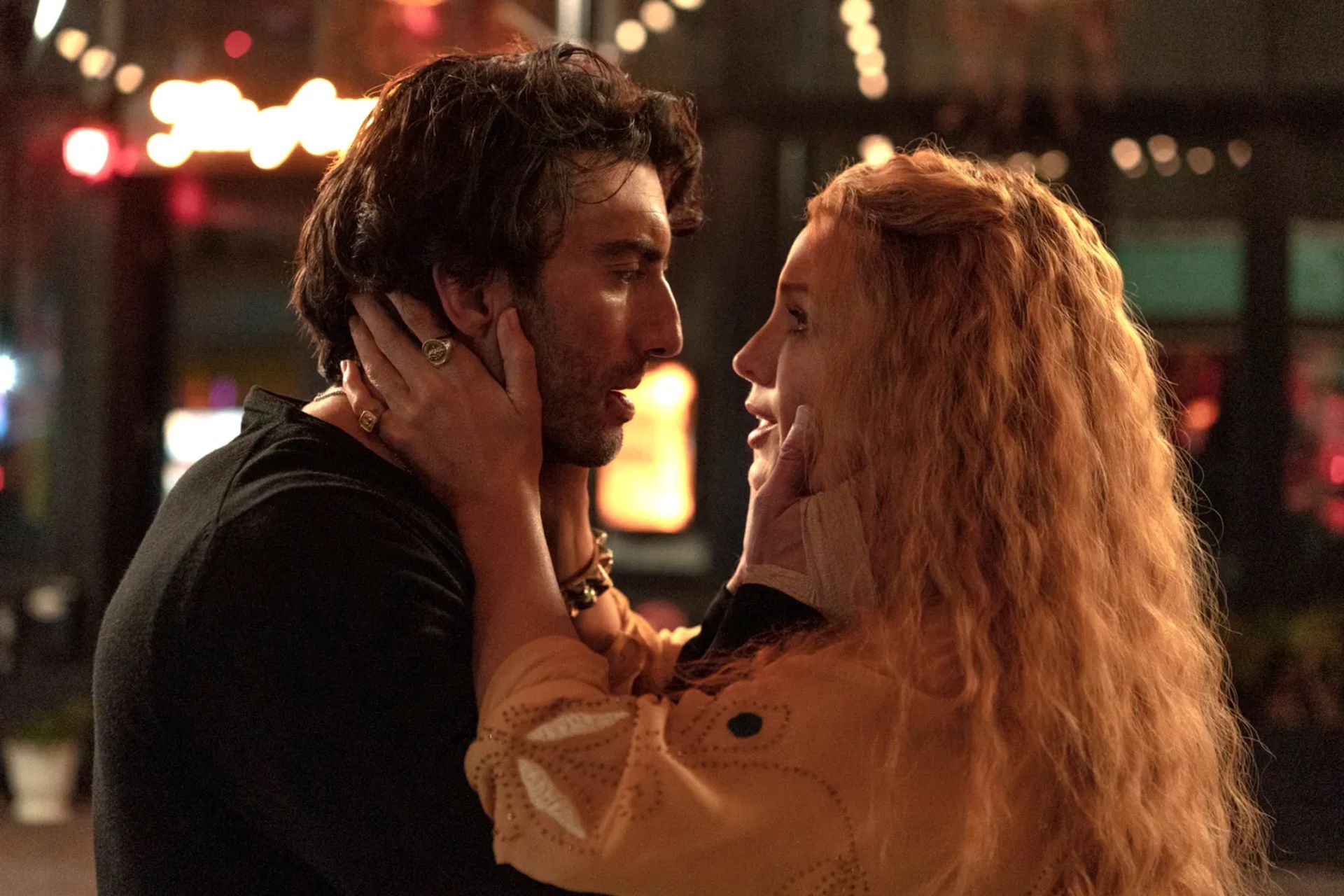 Immagine di copertina per It Ends With Us: cosa è successo durante il tour promozionale tra Blake Lively e Justin Baldoni