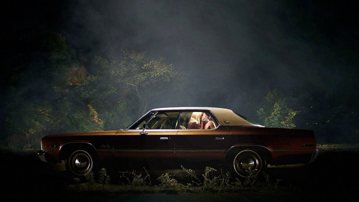 Una delle primisse scene di It Follows.