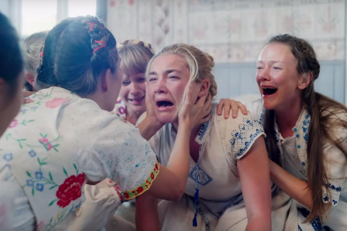 Florence Pugh in Midsommar.