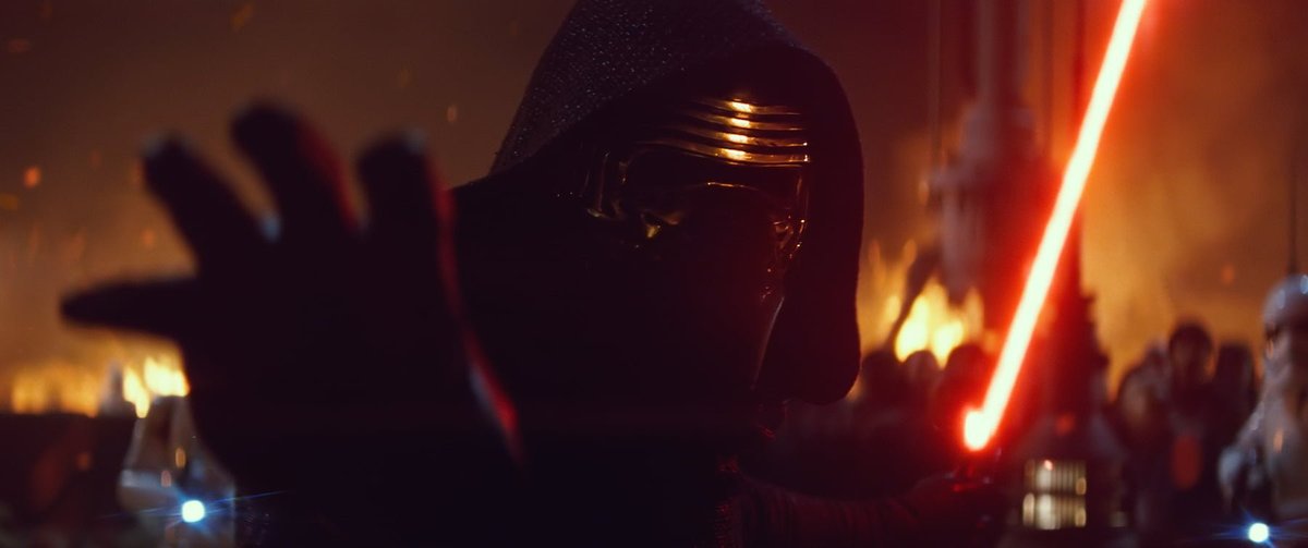Un Sith in costruione nella trilogia sequel di Star Wars.