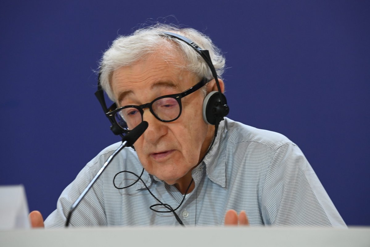 Woody Allen in conferenza stampa a venezia 80