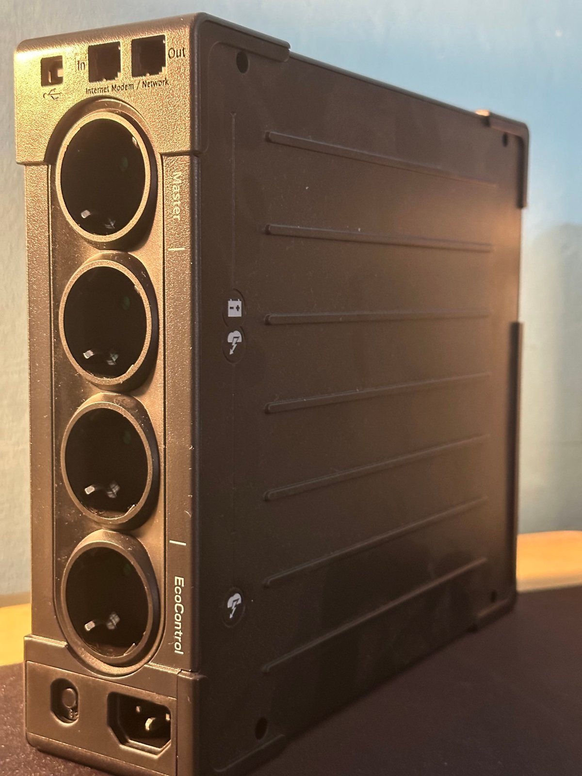 UPS Eaton Ellipse Pro 650