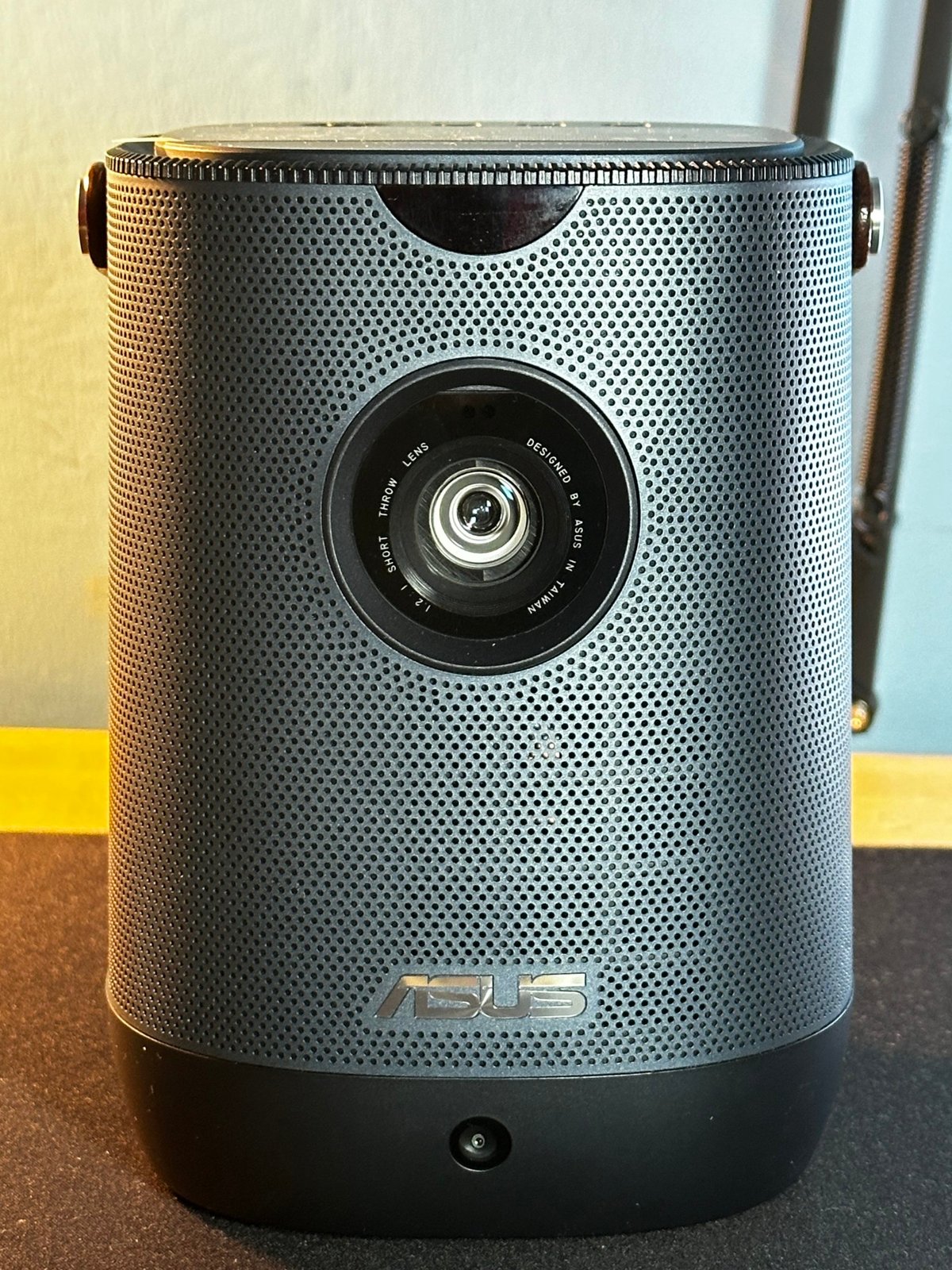 Asus ZenBeam L2