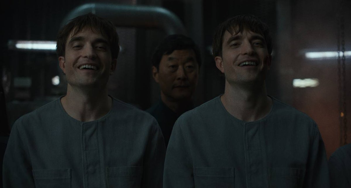 Mickey 17: Robert Pattinson si sdoppia nel trailer del film Mickey 17