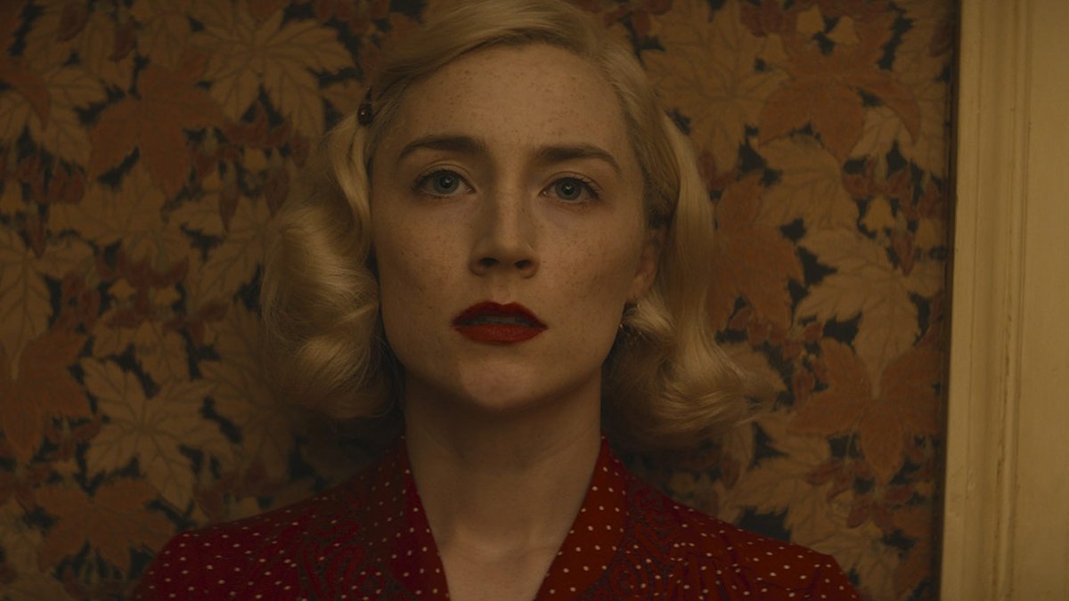 Saoirse Ronan in Blitz.