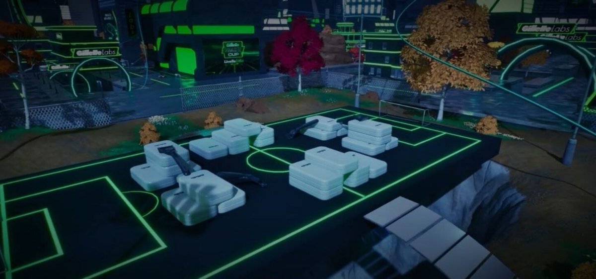 Ambiente futuristico con campo sportivo digitale, forse da un videogioco tecnologico.