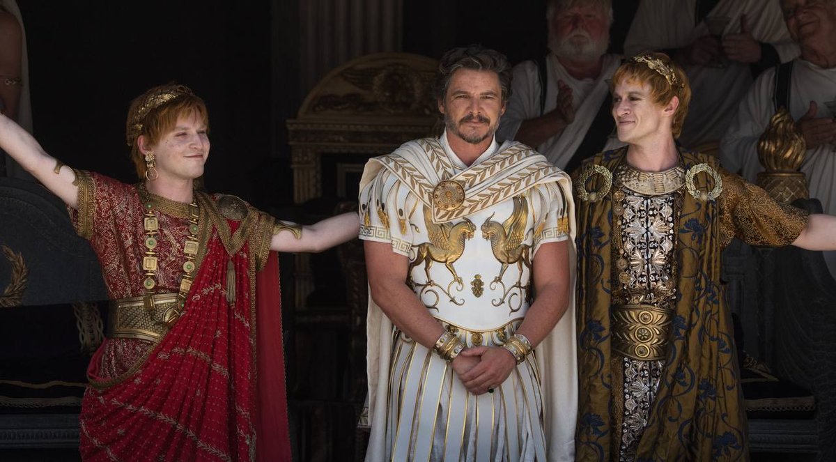 Caracalla (Fred Hechinger), Acacio (Pedro Pascal) e Geta (Joseph Quinn) in Il Gladiatore 2