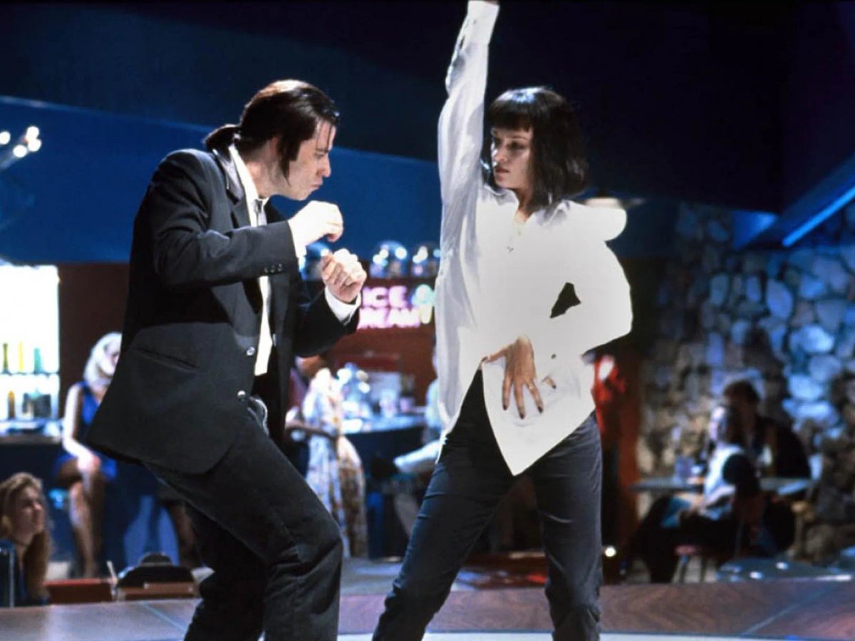 L'iconico twist in una scena di Pulp Fiction.