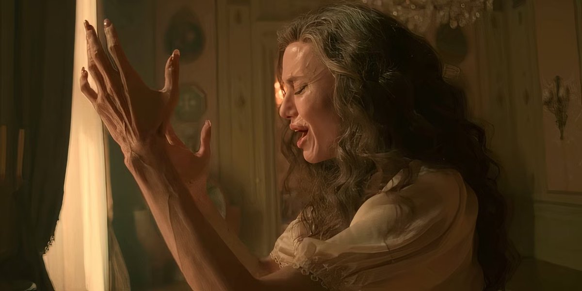 Angelina Jolie in Maria