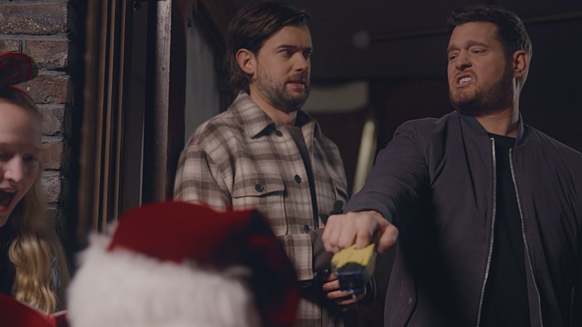 Una scena dal film, Jack Whitehall Missione Natale.