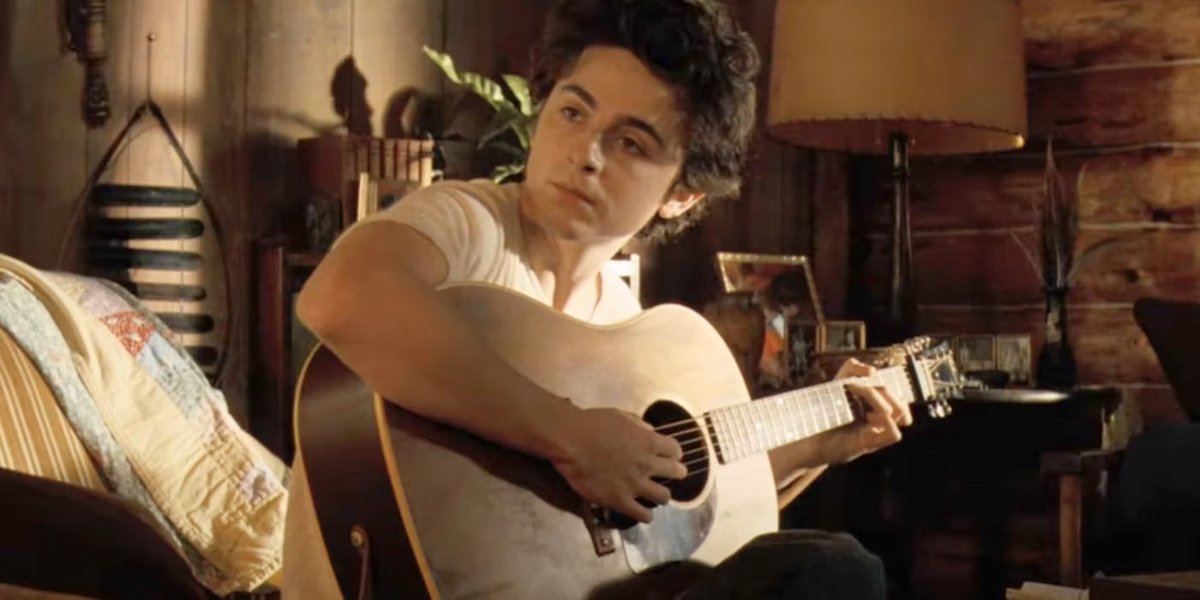 Timothée Chalamet in A Complete Unknown.
