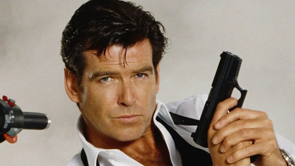 Pierce Brosnan nei panni di James Bond.
