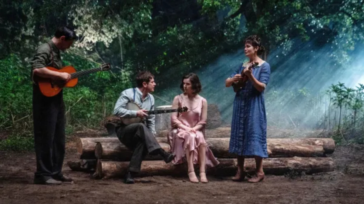 Una scena del film con Jack O'Connell e Hailee Steinfeld