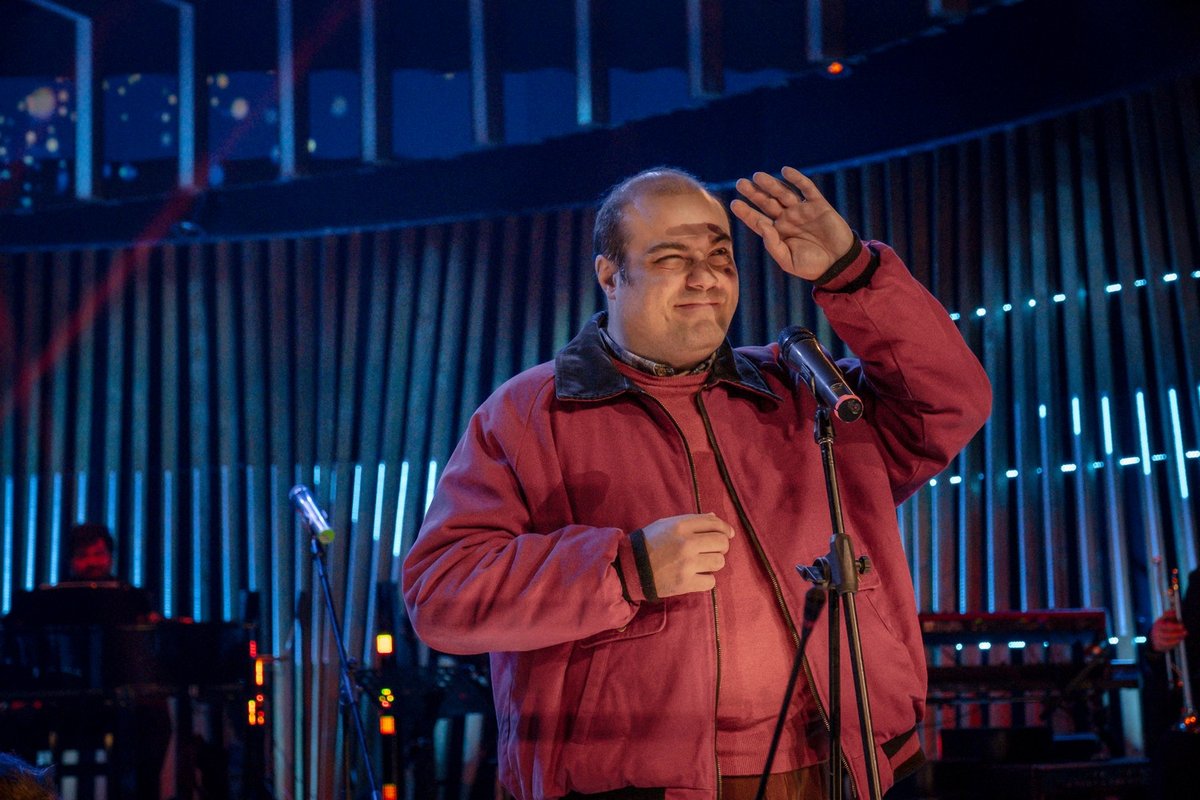 Yuri Tuci in La vita da grandi.