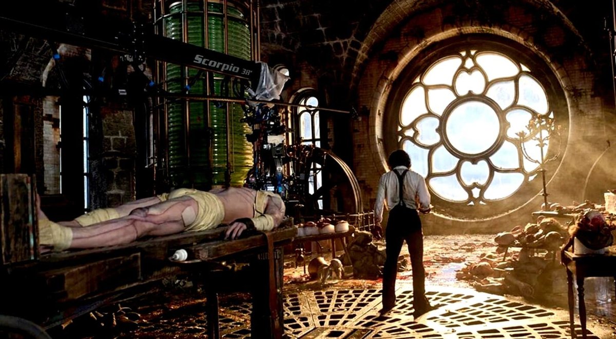 Guillermo del Toro sul suo Frankenstein: "È una storia emozionante per me"