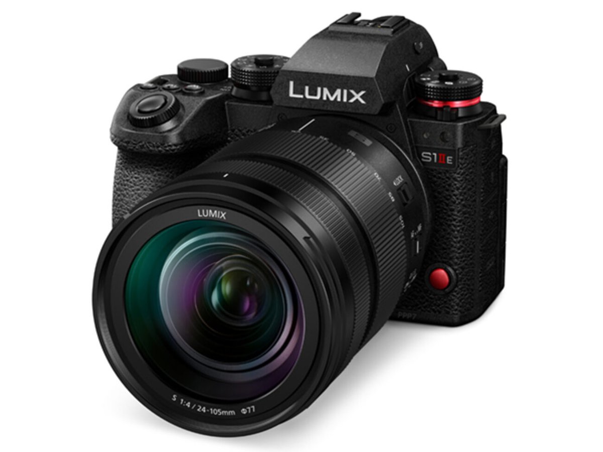 La nuova Panasonic LUMIX S1IIE.