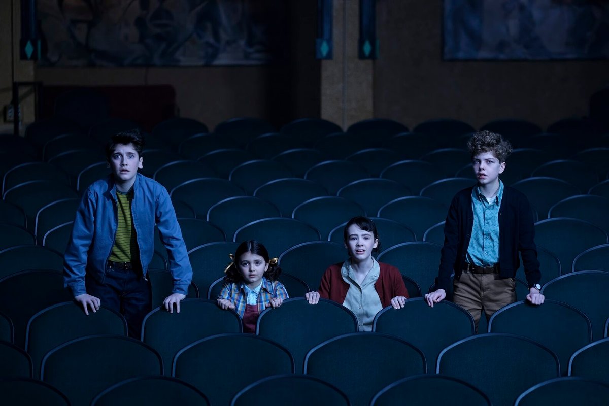 Un'immagione dal teaser trailer di IT: Welcome to Derry.
