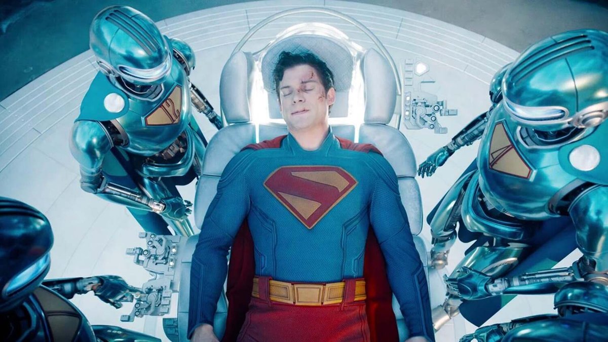 Una scena dal nuovo film di Superman, diretto da James Gunn.