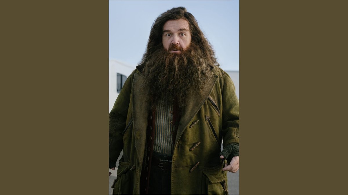 La prima foto di Nick Frost nei panni di Hagrid nella nuova serie HBO.