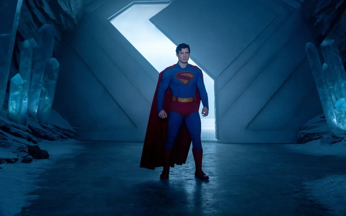 Una scena dal film di James Gunn, Superman.