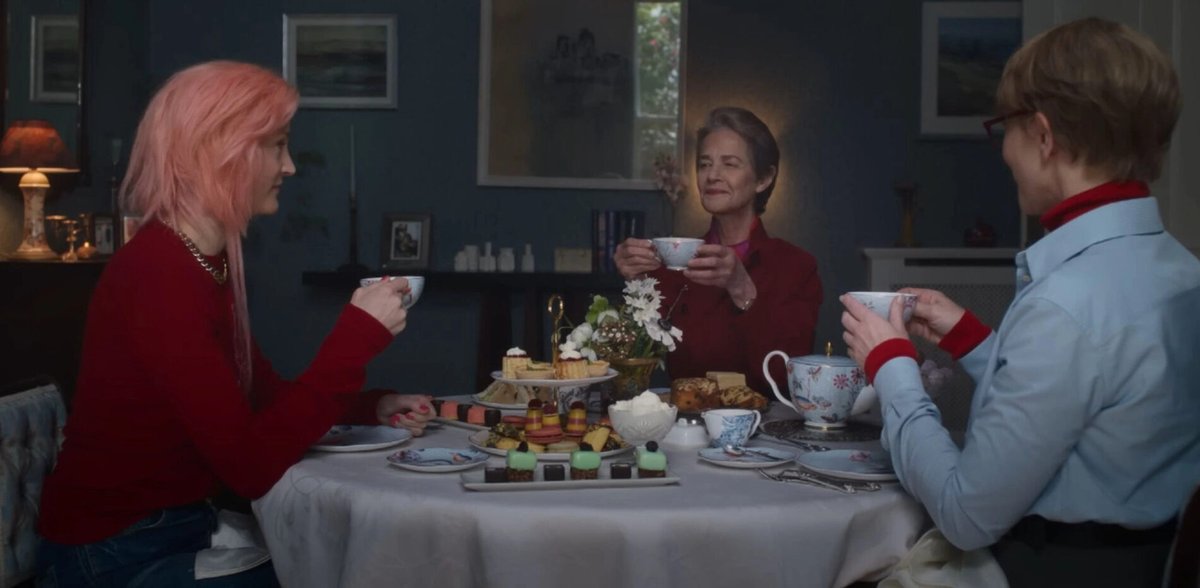 Charlotte Rampling, Vicky Krieps e Cate Blanchett in Father Mother Sister Brother.