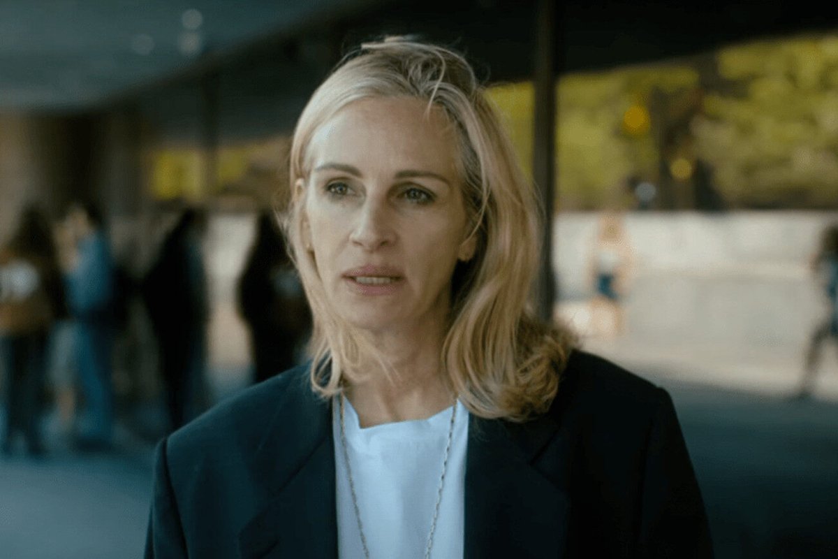 Julia Roberts in After the Hunt.
