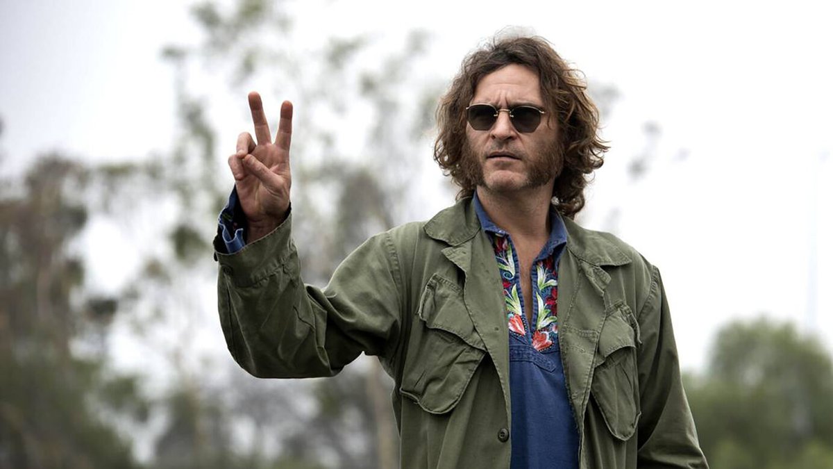 Joaquin Phoenix in Vizio di forma.