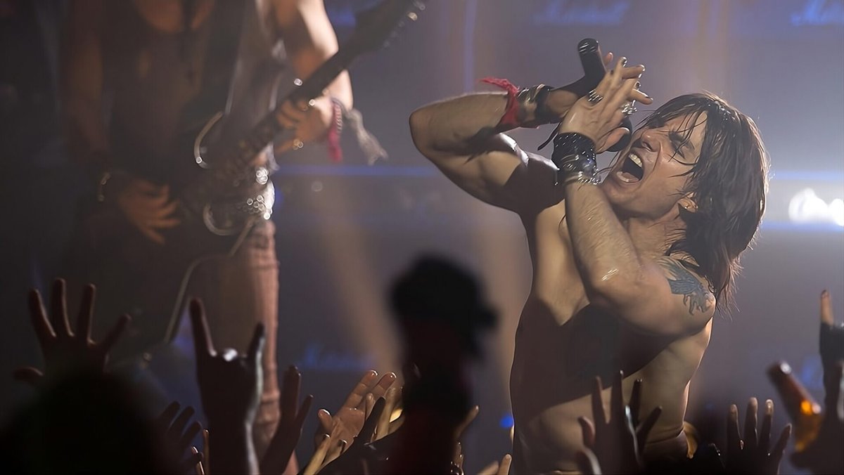 Una scena dal film, Rock of Ages.