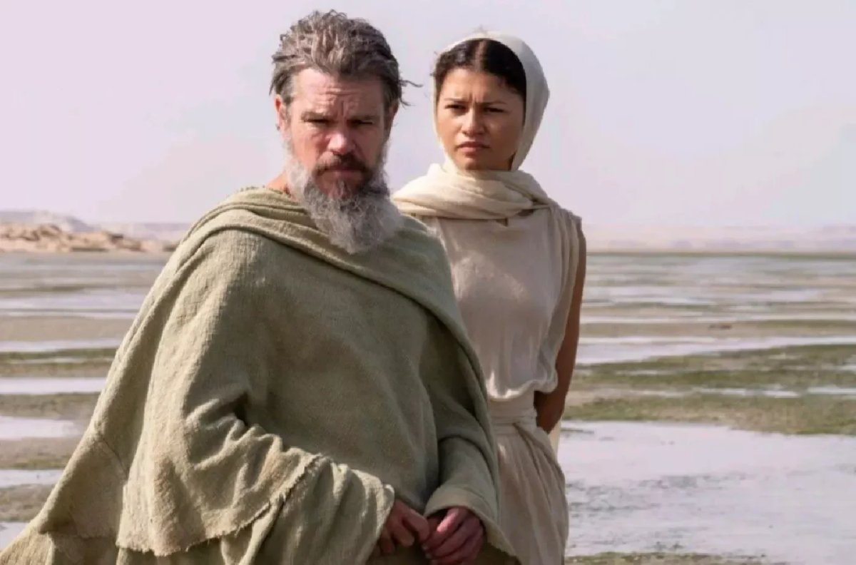Matt Damon e Zendaya in una scena dal film di Nolan, Odissea.