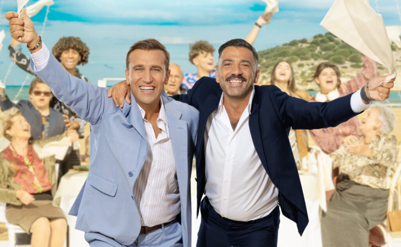 Immagine per l'articolo: Oi Vita Mia, Recensione: la prima regia di Pio e Amedeo tra ironia e intimità