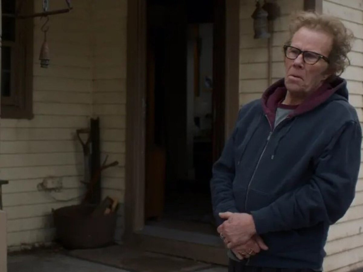 Tom Waits in "Father Mother Sister Brother".