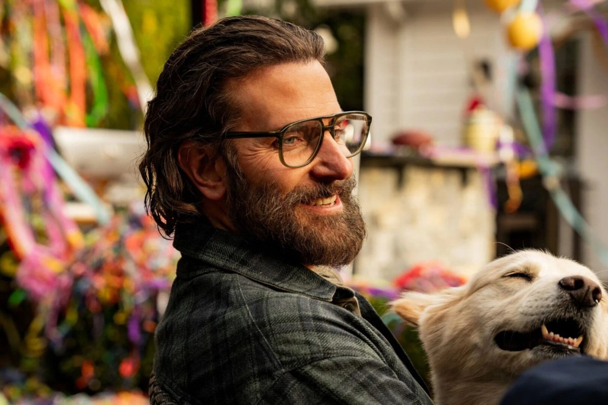 Bradley Cooper oltre la recitazione: il percorso da regista fino a È l’ultima battuta? Bradley Cooper in È l'ultima battuta?