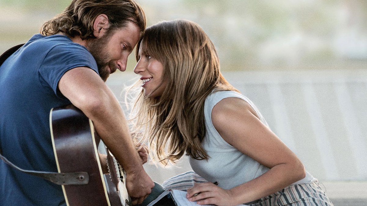 Bradley Cooper e Lady Gaga in A Star Is Born