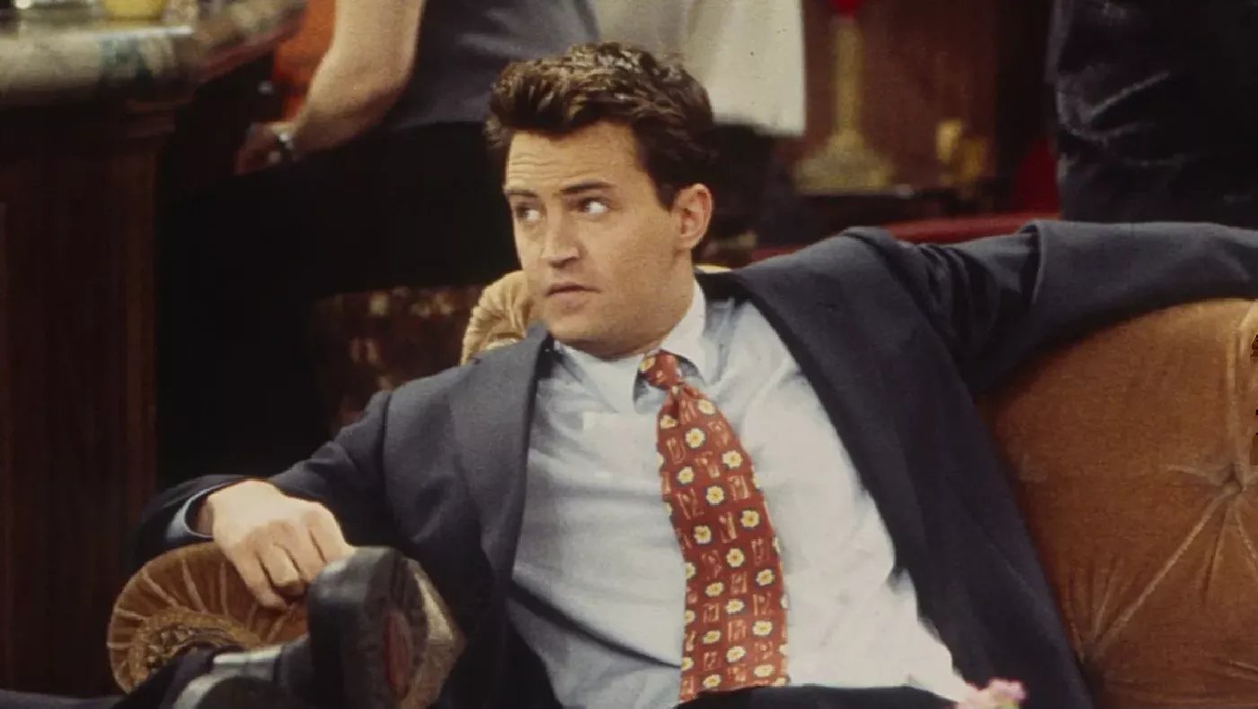 Matthew Perry, svolta nel caso: 15 anni alla spacciatrice di ketamina per la morte dell’attore Matthew Perry in Friends.