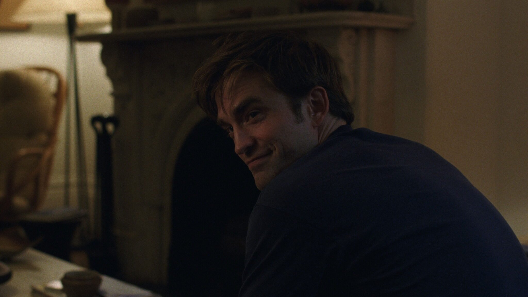 Robert Pattinson: i 3 migliori film con l’attore di The Drama Sfondo - The Drama - Un segreto è per sempre (2026)