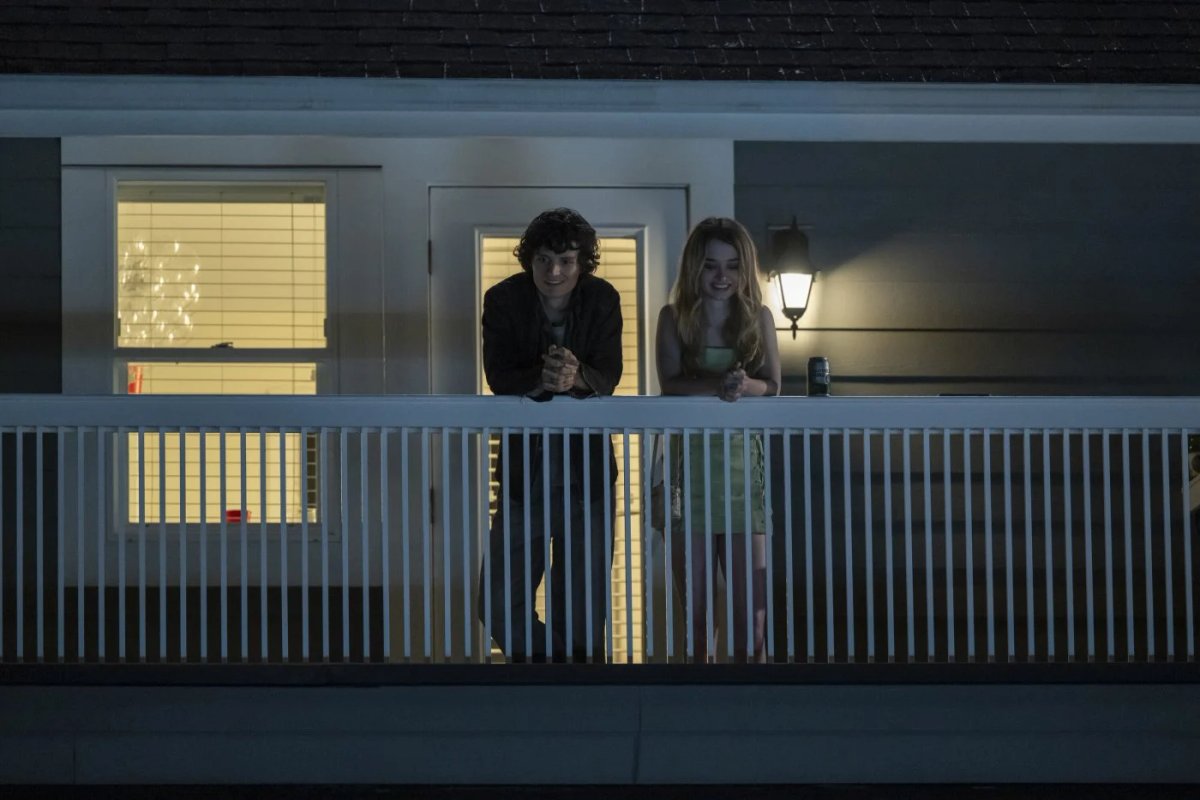 Carrie, la serie di Mike Flanagan: prime immagini e uscita su Prime Video Una scena dalla serie TV, Carrie.