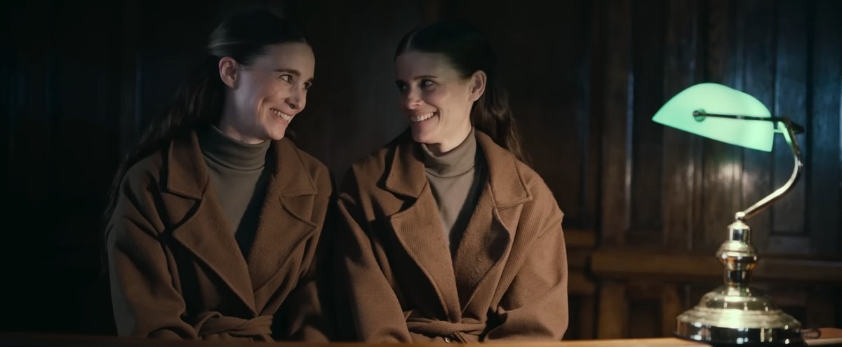 Rooney e Kate Mara in Bucking Fastard.