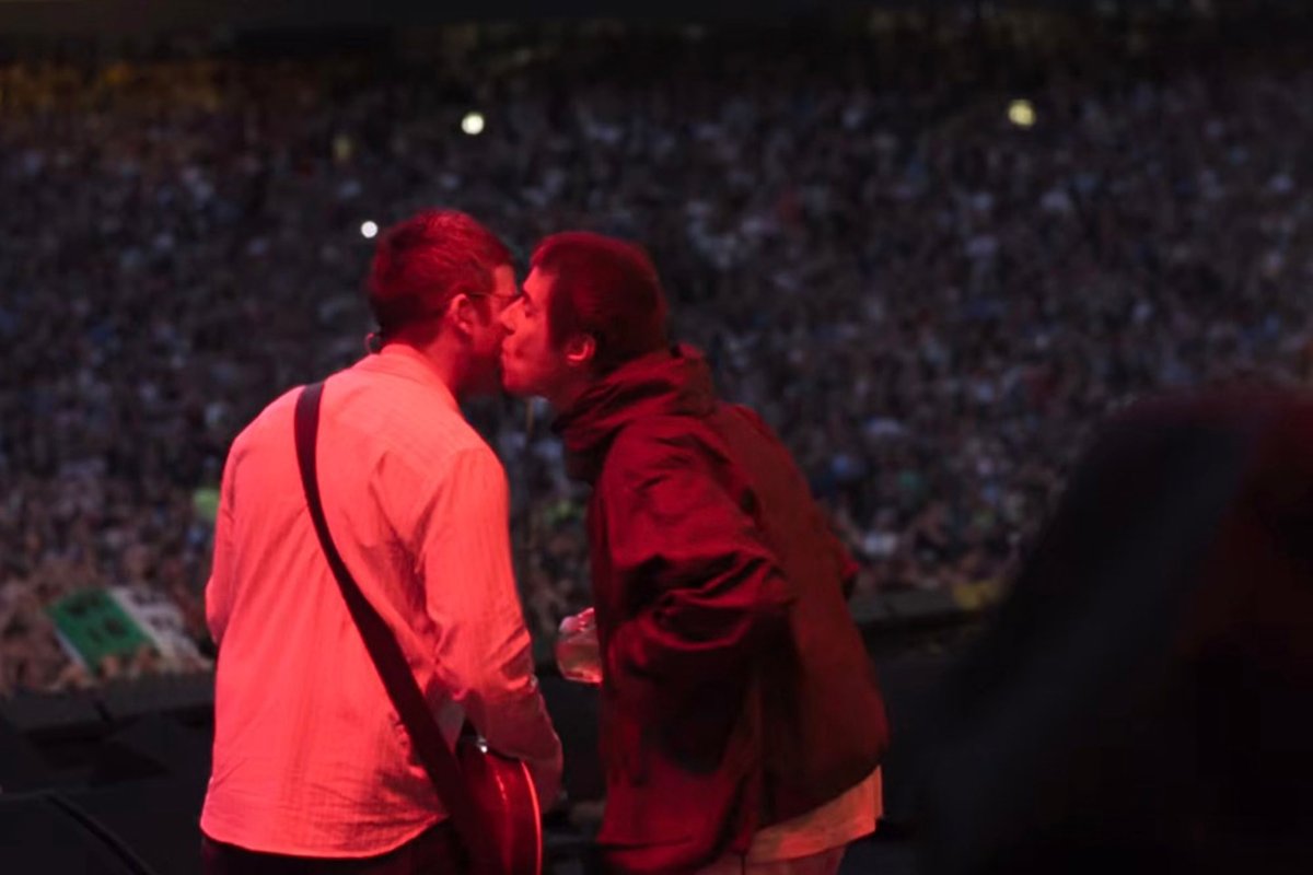 I fratelli Gallagher nel documentario.