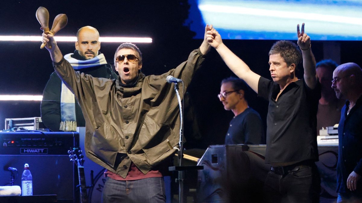 Un fotogramma dal documentario, Oasis: Don’t Look Back in Anger.